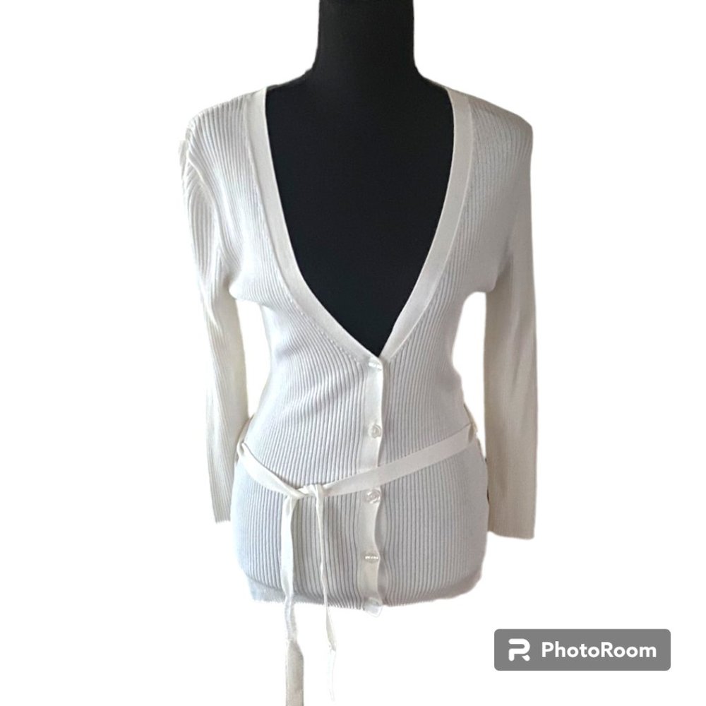 New‎ York & Company Women's White Ribbed V Neck button up and tie Cardigan sz S